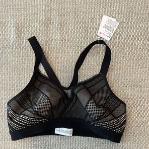 Lululemon bra 34D NWT